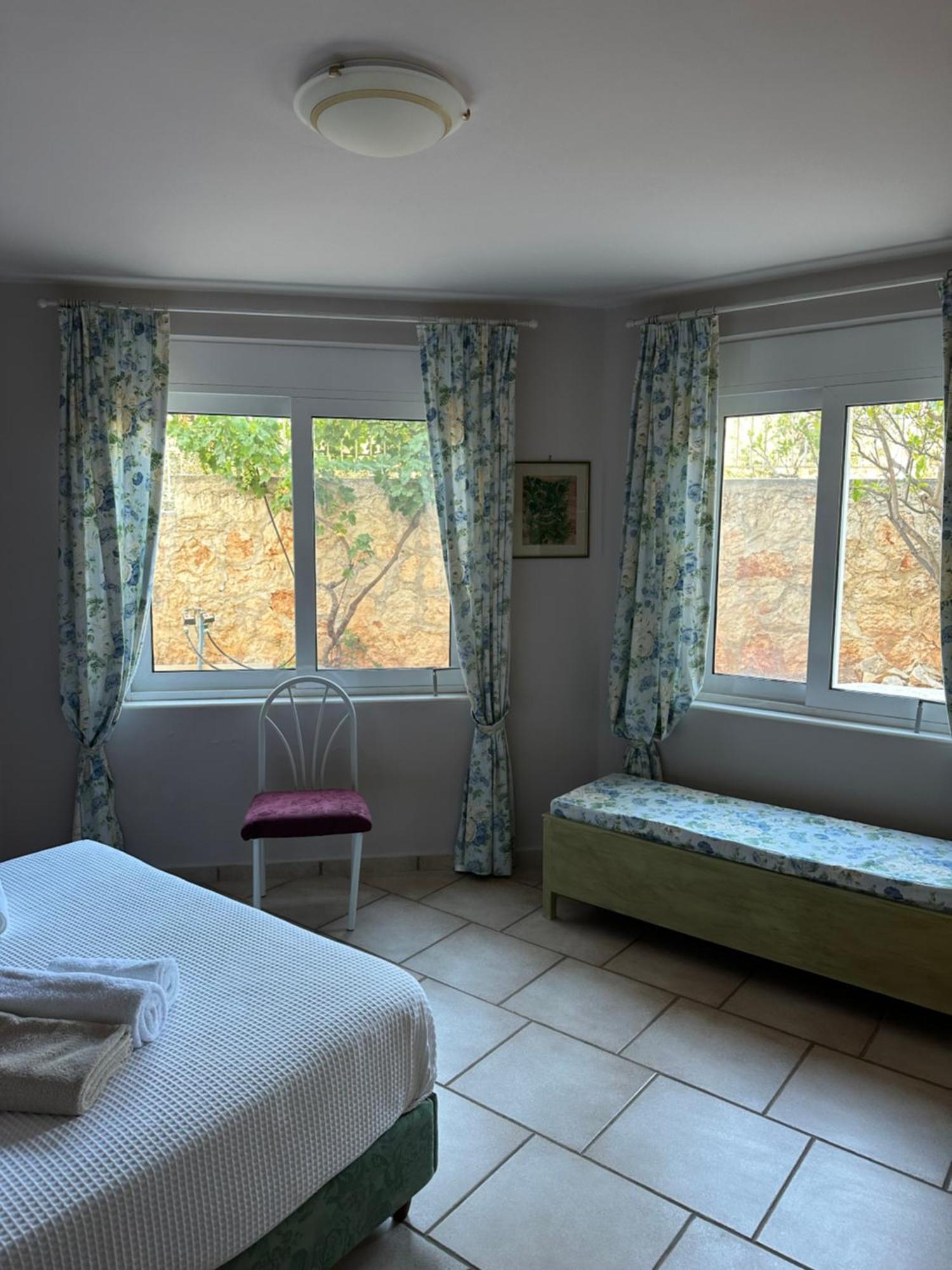The Twin Pines Home Kounoupidhianá Dış mekan fotoğraf